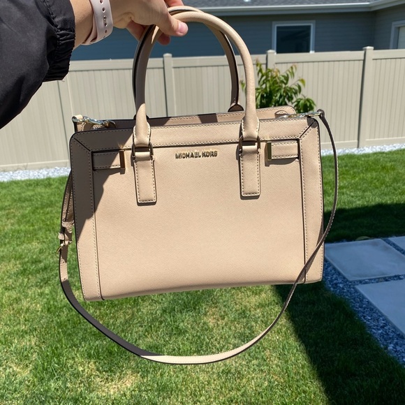 NWT Michael Kors Bag - Picture 6 of 12